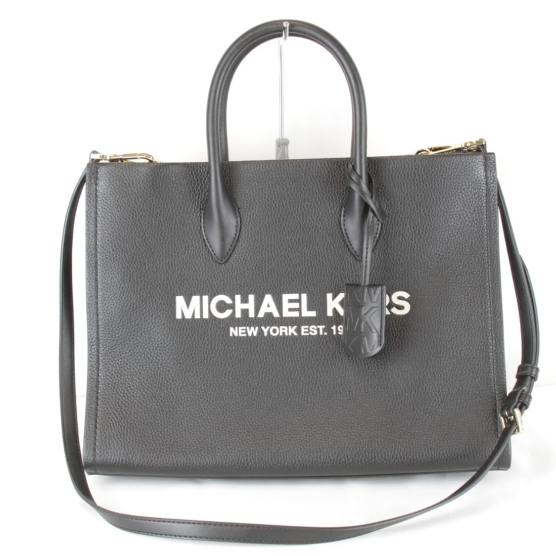 Michael Kors MIRELLA EW Tote Bag, Leather, Black, Women's: --- Catalog ---Category: SizeSize (HxWxD): 26cm x 35cm x 11cm / 10.23'' x 13.77'' x 4.33''Category: DesignType: Tote bagColor: BlackGender: WomenMaterial: Leather Category: GeneralBrand: Michael KorsC