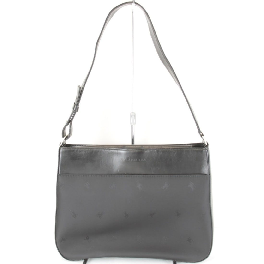 BURBERRY Shadow Horse One-Handle Shoulder Bag, Nylon/Leather, Black, Women's: --- Catalog ---Category: SizeSize (HxWxD): 22cm x 30cm x 10cm / 8.66'' x 11.81'' x 3.93''Category: DesignType: Shoulder bagColor: BlackGender: WomenMaterial: Nylon , Leather Category: GeneralBrand: Bu