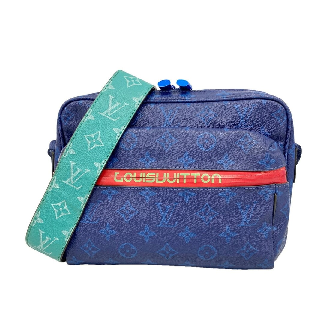 Louis Vuitton Monogram Pacific PM Shoulder Bag M43829 Blue Men's: --- Catalog ---Category: SizeSize (HxWxD): 18cm x 25cm x 8cm / 7.08'' x 9.84'' x 3.14''Category: DesignType: Shoulder bagColor: BlueGender: MenCategory: GeneralMPN: M43829Brand: Louis Vuitton--- Item 