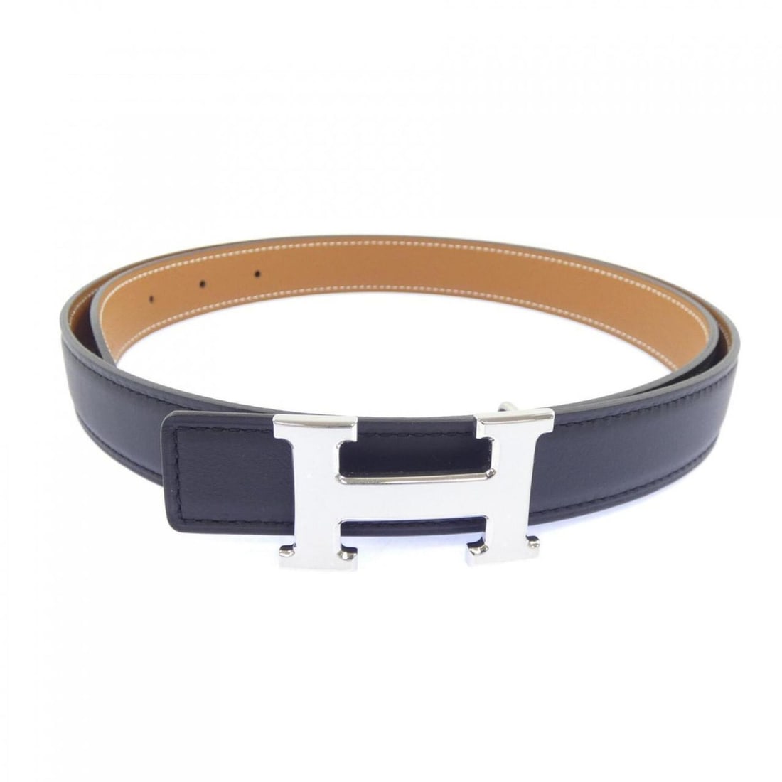 Hermes Mini H 24mm Reversible Belt: --- Catalog ---Category: SizeWidth: 2.5cm / 0.98''Length: 92.5cm - 97.5cm / 36.41'' - 38.38''Category: DesignType: Standard beltColor: Black, BrownGender: WomenCategory: GeneralBrand: Hermes--- Item L