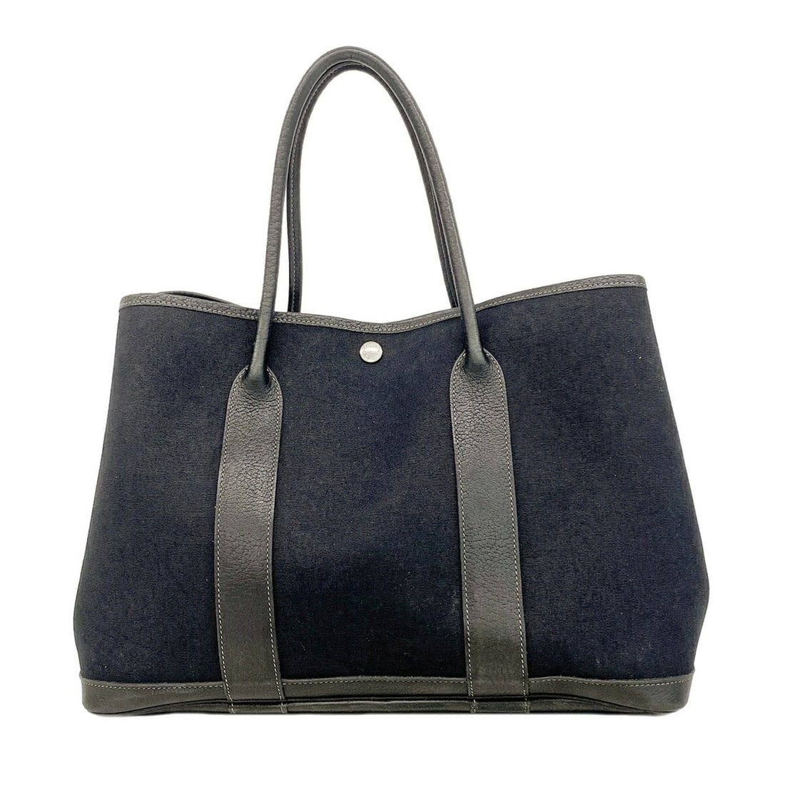 Hermes Garden PM Tote Bag, Toile Officier, Black, ?H stamp, Women's: --- Catalog ---Category: SizeSize (HxWxD): 26cm x 36cm x 17.5cm / 10.23'' x 14.17'' x 6.88''Category: DesignType: Tote bagColor: BlackGender: WomenMaterial: Toile officier Hardware Color: SilverCatego