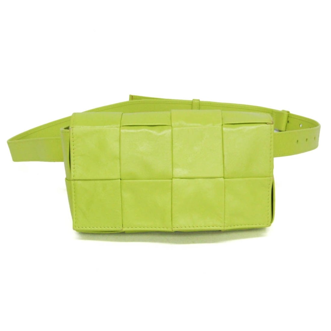 Bottega Veneta Intrecciato Cassette Men,Women Leather Fanny Pack,Sling Bag Light Green: --- Catalog ---Category: SizeSize (HxWxD): 10cm x 18cm x 5cm / 3.93'' x 7.08'' x 1.96''Strap Length: 59cm - 95cm / 23.22'' - 37.4''Category: DesignType: Fanny pack, Sling bagColor: Light greenGender: 