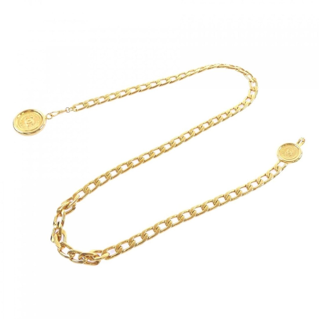 Chanel belt: --- Catalog ---Category: SizeWidth: 1cm / 0.39''Length: 82cm / 32.28''Category: DesignType: Standard beltColor: GoldGender: WomenCategory: GeneralBrand: Chanel--- Item List ---Section: