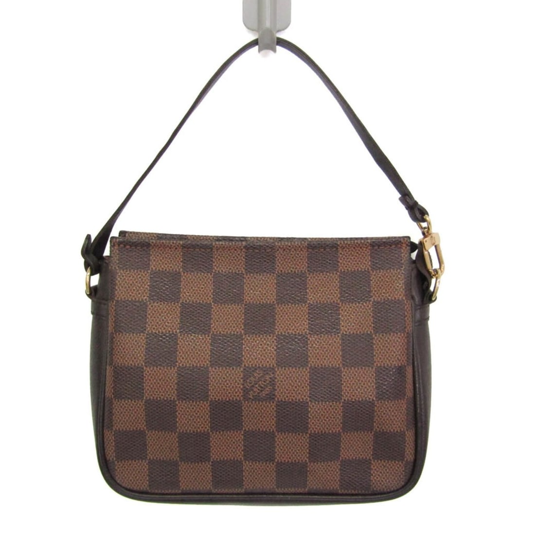 Louis Vuitton Damier Makeup Pouch N51982 Women's Handbag,Pouch Brown: --- Catalog ---Category: SizeSize (HxWxD): 14cm x 16cm x 6cm / 5.51'' x 6.29'' x 2.36''Handle Length: 31cm / 12.2''Category: DesignType: Handbag, PouchColor: BrownGender: WomenClosure: ZipperMaterial:
