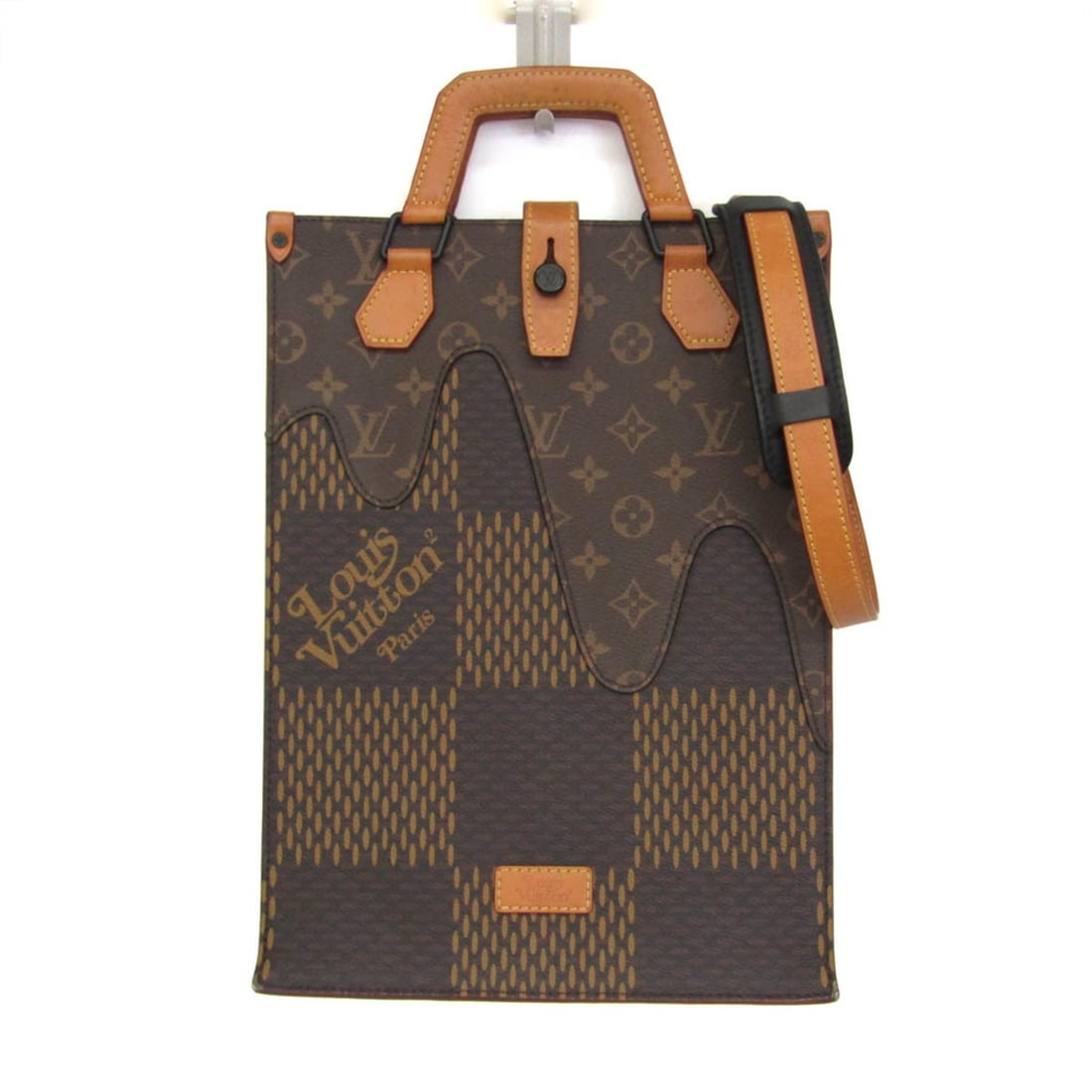 Louis Vuitton Damier Giant Abloh X NIGO Mini Tote N40355 Women,Men Handbag,Shoulder Bag Brown: --- Catalog ---Category: SizeSize (HxWxD): 34cm x 25cm x 14cm / 13.38'' x 9.84'' x 5.51''Strap Length: 97cm - 106cm / 38.18'' - 41.73''Handle Length: 22cm / 8.66''Category: DesignType: Handbag,