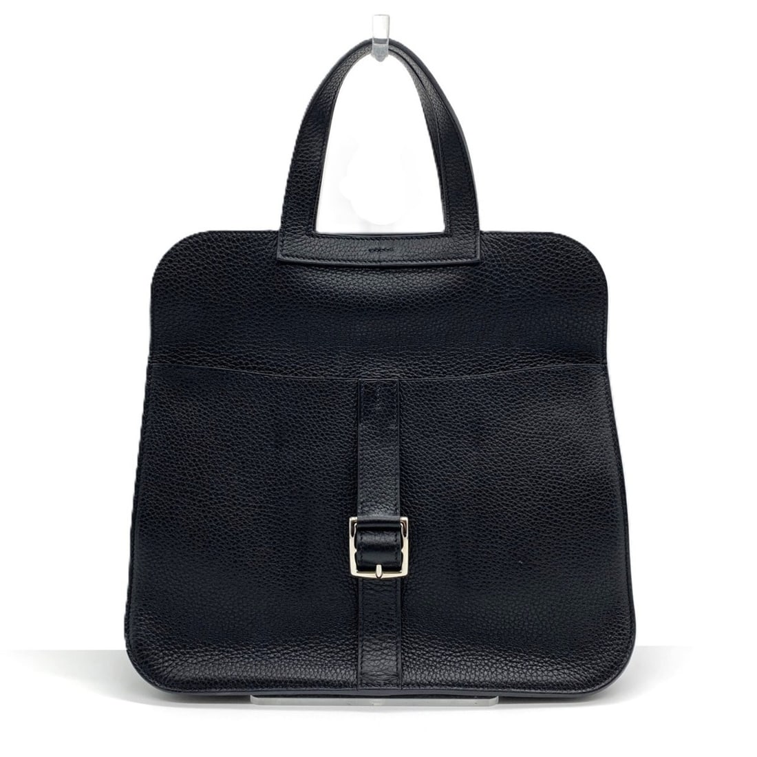 Hermes Arzan 31 Shoulder Bag, Black, Silver Hardware, A Stamp, Taurillon Clemence Leather: --- Catalog ---Category: SizeSize (HxWxD): 21cm x 31cm x 9cm / 8.26'' x 12.2'' x 3.54''Strap Length: 51cm / 20.07''Handle Length: 11cm / 4.33''Category: DesignType: Shoulder bagColor: Alezan,