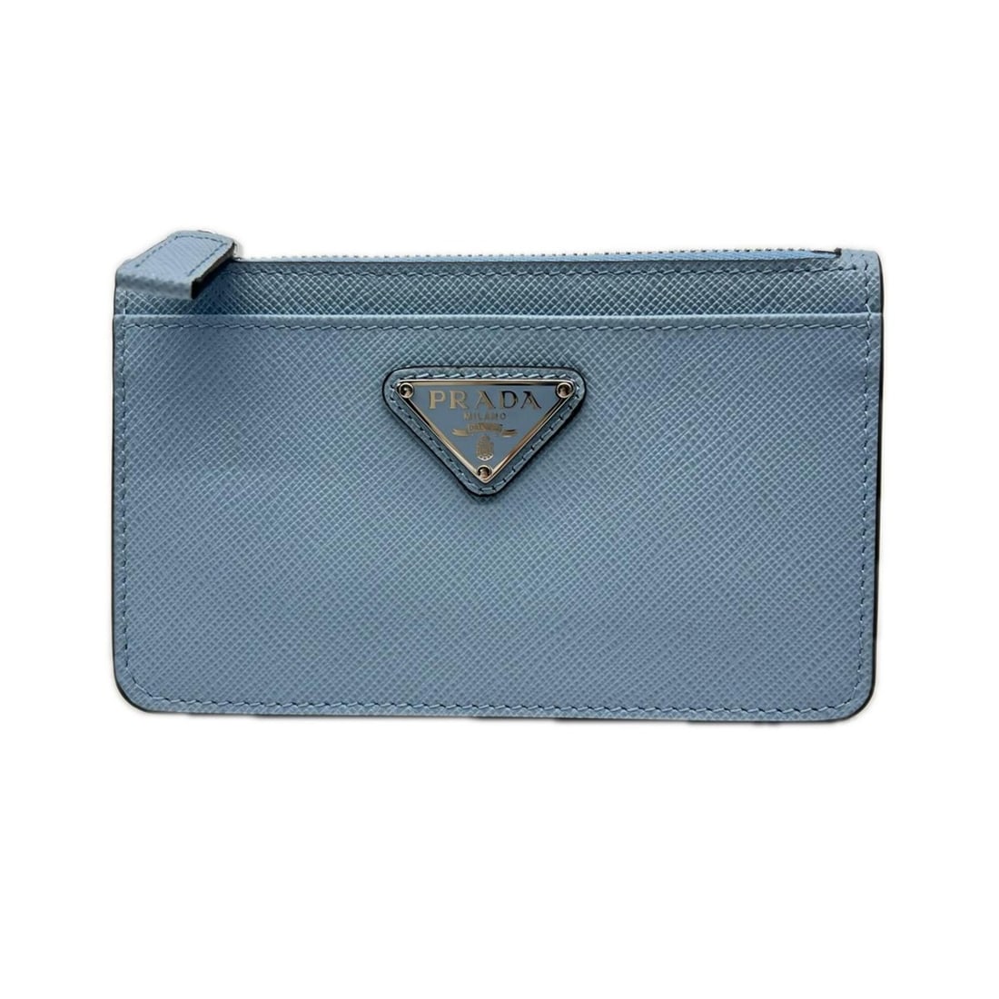 PRADA Saffiano Triangle Business Card Holder/Card Case 2MC084 Blue Men's: --- Catalog ---Category: DesignType: Card caseColor: BlueGender: MenClosure: ZipperMaterial: Leather Inner Pocket: Open pocket 2, Card holder 3Leather/Fur Type: Saffiano leatherCategory: GeneralBrand: