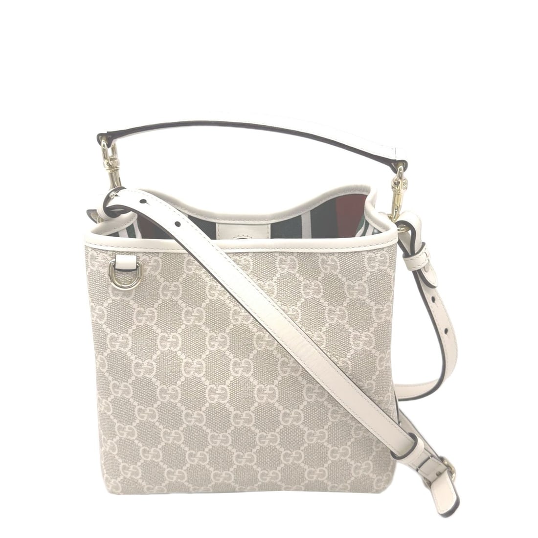 GUCCI GG Emblem Small Bucket Bag 815118 Shoulder Beige White Leather Women's: --- Catalog ---Category: SizeSize (HxWxD): 19cm x 19cm x 11cm / 7.48'' x 7.48'' x 4.33''Category: DesignType: Shoulder bagColor: Beige, WhiteGender: WomenMaterial: Coated canvas , Leather Category: Ge