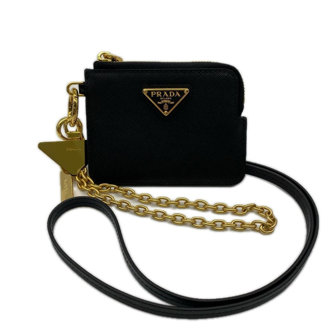 PRADA Saffiano Triangle Logo Card Holder 1MC127 Business Case/Card Case Black Men's: --- Catalog ---Category: DesignType: Card caseColor: BlackGender: Men,WomenMaterial: Leather Leather/Fur Type: Saffiano leatherCategory: GeneralBrand: PradaCategory: Physical PropertiesSize (HxWxD): 8