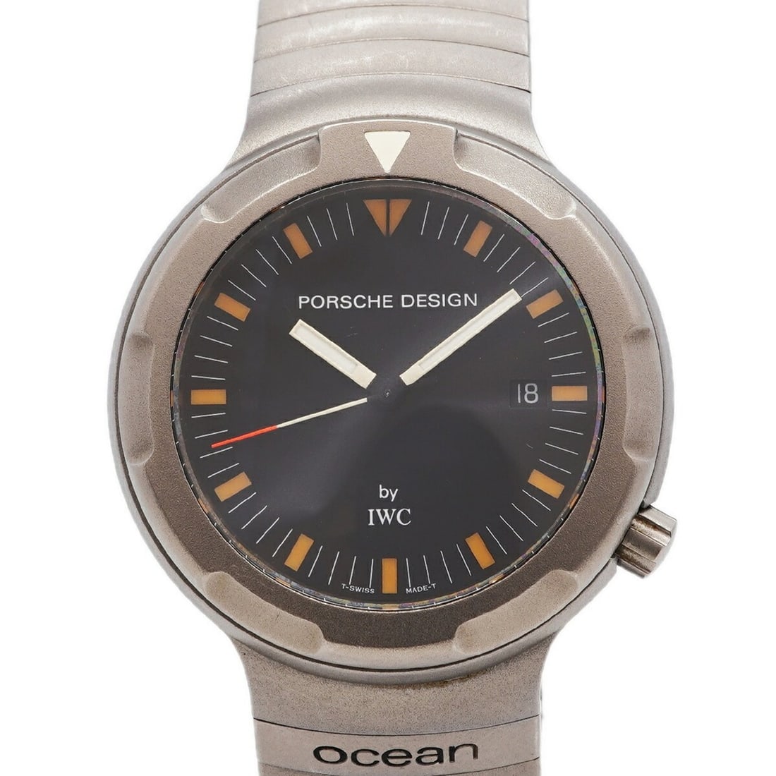 IWC Schaffhausen Porsche Design Ocean 2000 IW352401 Black Dial Men's Watch: --- Catalog ---Category: SizeWrist Size: 17cm / 6.69''Case Diameter: 42.5mm / 1.67''Category: DesignType: WristwatchGender: MenColor (Dial): BlackMaterial (Band): TitaniumCategory: GeneralMPN: IW35240