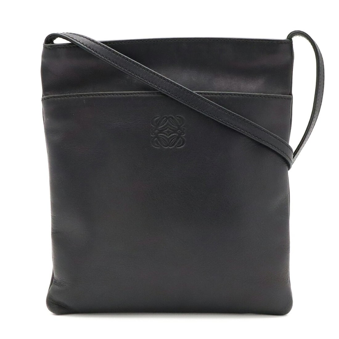 LOEWE Anagram Pochette Shoulder Bag Pouch Sacoche Leather Black: --- Catalog ---Category: SizeSize (HxWxD): 21cm x 19cm / 8.26'' x 7.48''Category: DesignType: Pochette, Shoulder bagColor: BlackGender: Women,MenMaterial: Leather Category: GeneralBrand: LoeweCountry 
