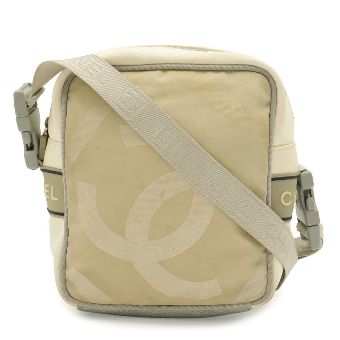 CHANEL Sport Line Shoulder Bag/Pochette with Coco Mark, Coated Canvas, White (A26568): --- Catalog ---Category: SizeSize (HxWxD): 20cm x 17cm x 9cm / 7.87'' x 6.69'' x 3.54''Category: DesignType: Pochette, Shoulder bagColor: WhiteGender: Women,MenMaterial: Coated canvas Category: Genera