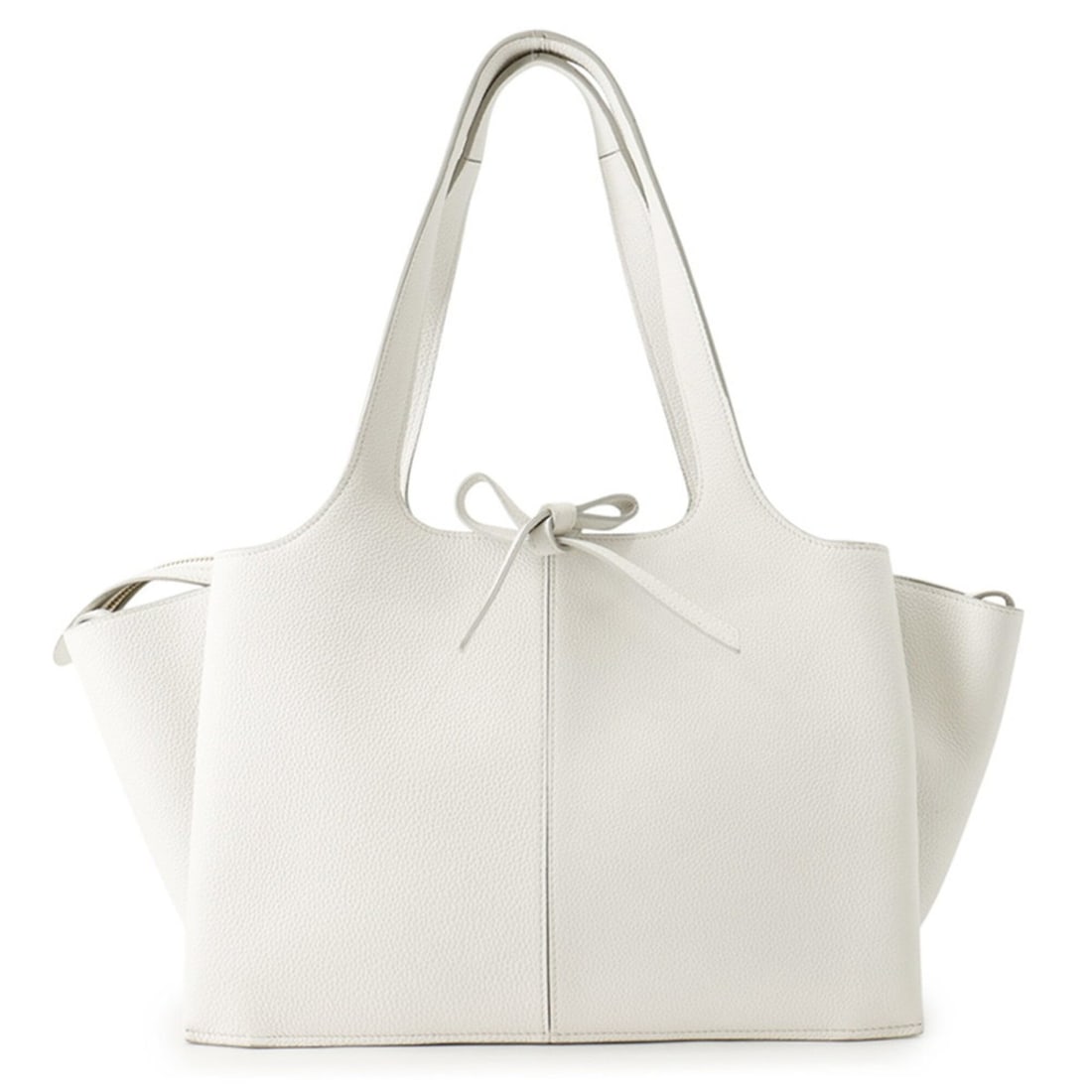Celine Trifold Small Tote Bag 179043 CELINE Handbag White: --- Catalog ---Category: SizeSize (HxWxD): 23cm x 44cm x 11cm / 9.05'' x 17.32'' x 4.33''Category: DesignType: Handbag, Tote bagColor: WhiteGender: WomenMaterial: Leather Category: GeneralMPN: 179043B