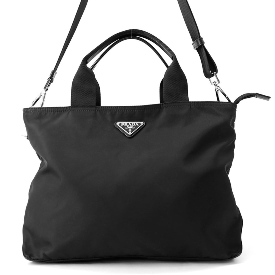 Prada handbag, nylon, triangle design, 1BG867, PRADA 2-way shoulder bag, black. PRADA.: --- Catalog ---Category: SizeSize (HxWxD): 25.5cm x 33cm x 12cm / 10.03'' x 12.99'' x 4.72''Category: DesignType: HandbagColor: BlackGender: WomenMaterial: Nylon Category: GeneralMPN: 1BG867Brand: Pra