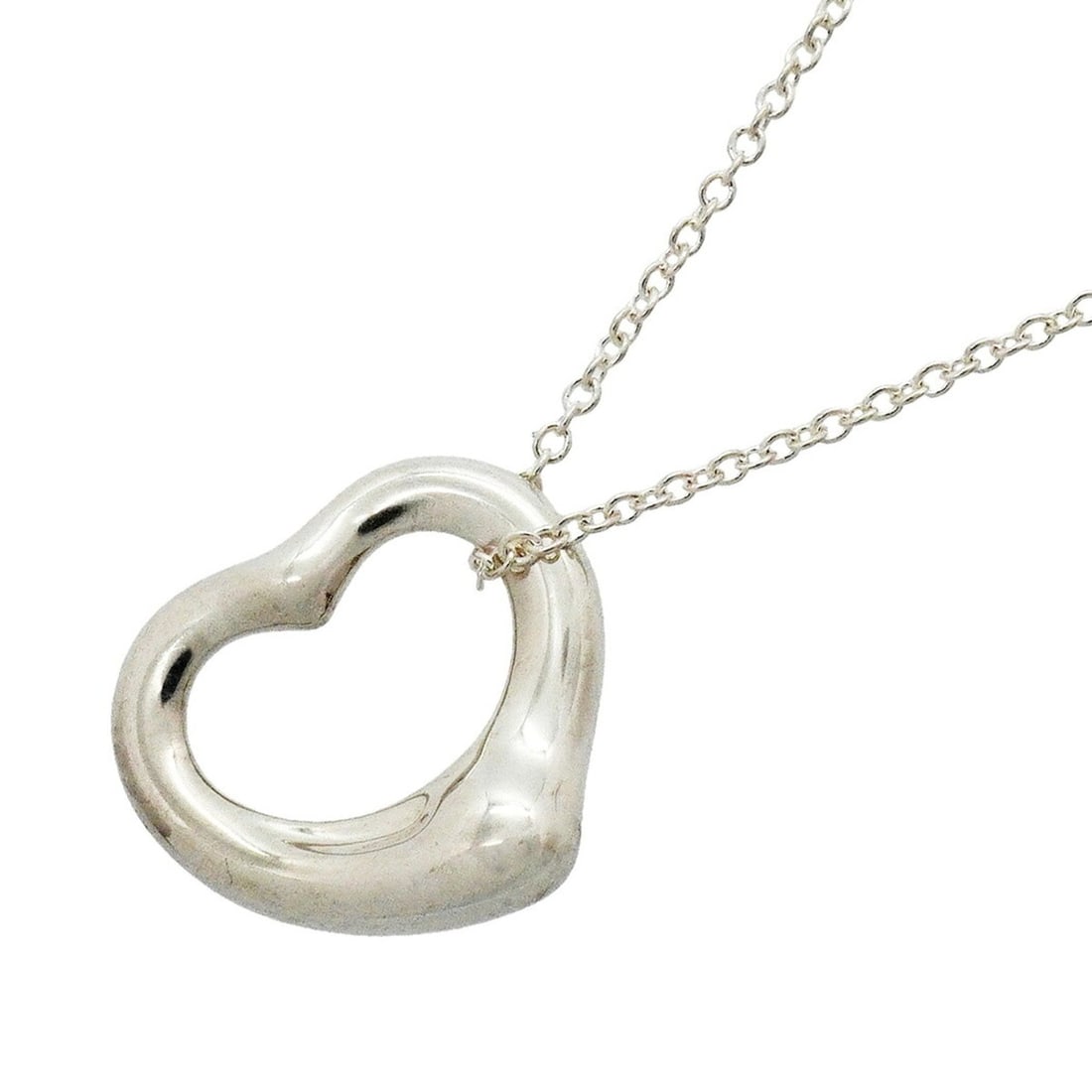 Tiffany & Co. Heart Necklace, Sterling Silver 925, Women's: --- Catalog ---Category: SizePendant Size: 14.3mm x 15.9mm / 0.56'' x 0.62''Neck Circumference: 40.5 cm / 15.94''Category: DesignGender: WomenMaterial: Silver 925Necklace Type: NecklaceCategory: Gener