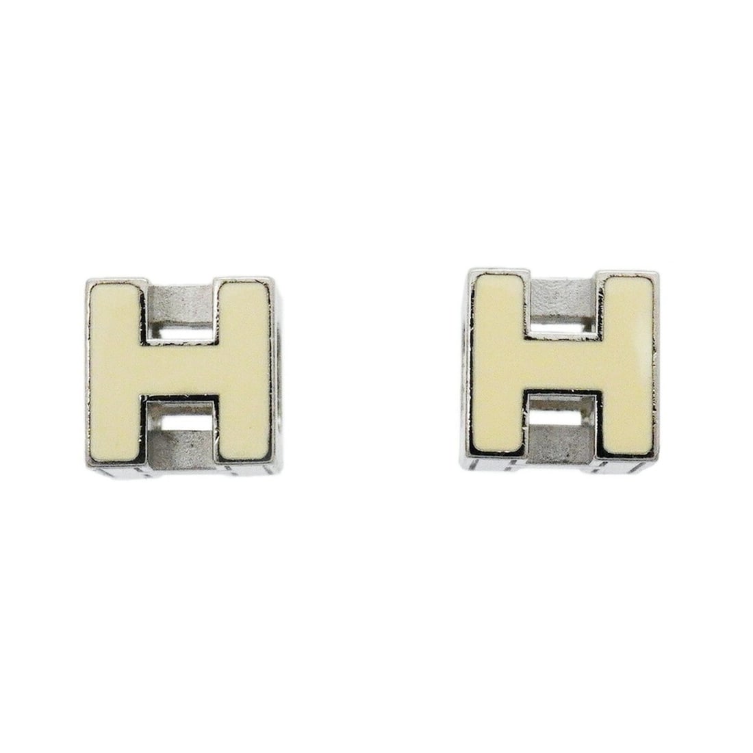 Hermes H-Cube Earrings, Cage d'H, Metal, Silver, Ivory, Women's: --- Catalog ---Category: SizeSize (HxWxD): 7.70mm x 7.70mm / 0.30'' x 0.30''Category: DesignType: Stud earringsColor: Ivory, SilverGender: WomenMaterial: MetalCategory: GeneralBrand: Hermes--- Item Li