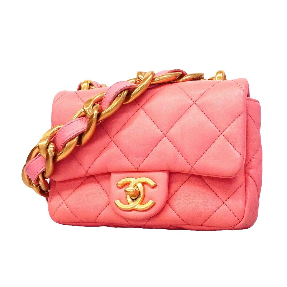 Chanel Matelassé Chain Shoulder Bag, Lambskin, Pink, Women's: --- Catalog ---Category: SizeSize (HxWxD): 14cm x 17cm x 4.5cm / 5.51'' x 6.69'' x 1.77''Category: DesignType: Shoulder bagColor: PinkGender: WomenMaterial: Leather Hardware Color: GoldLeather/Fur Typ