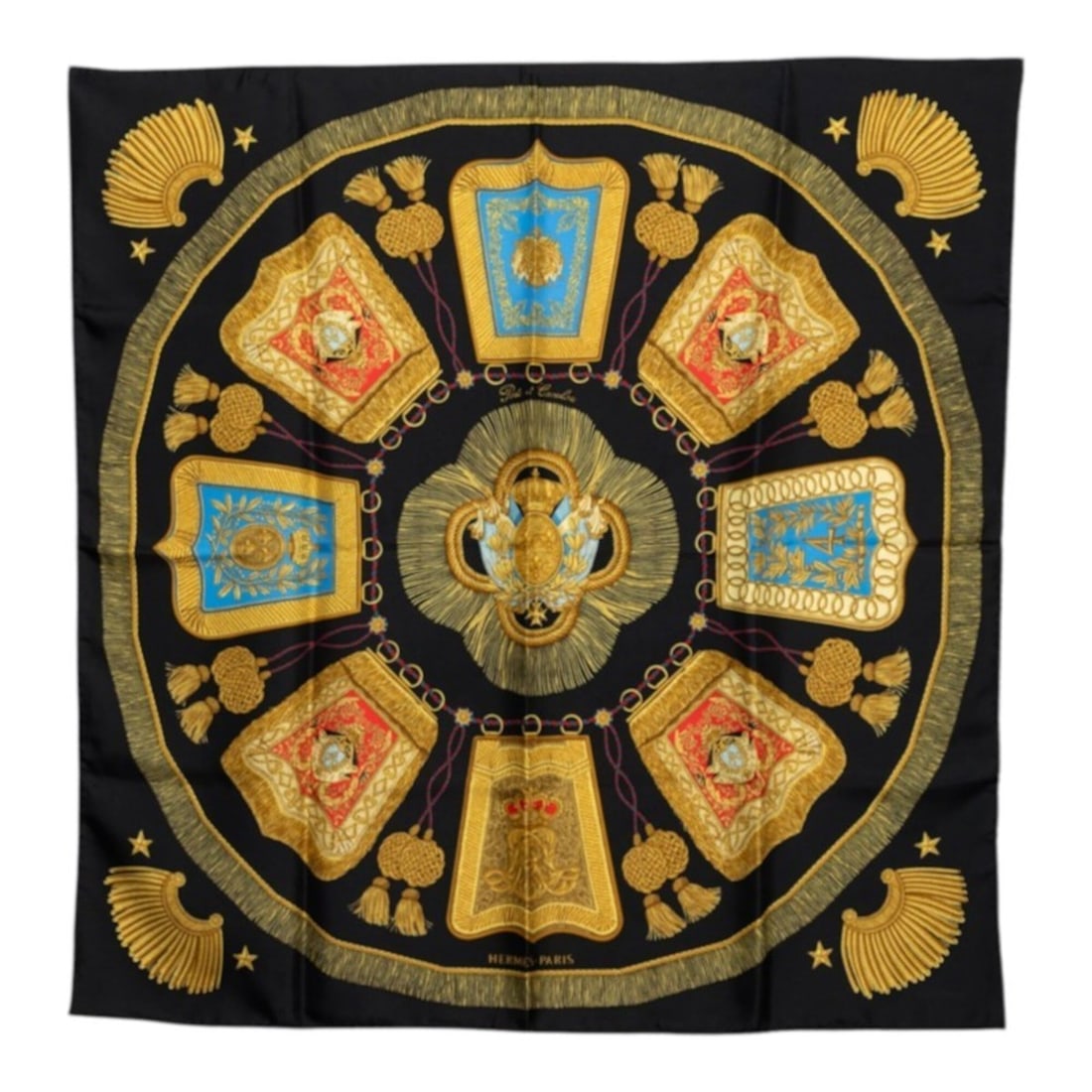 Hermes Carre 90 Poste et Cavalerie Saber-shaped pouch scarf muffler black silk women's HERMES: --- Catalog ---Category: SizeSize (LxW): 89cm x 88cm / 35.03'' x 34.64''Category: DesignType: ScarfColor: BlackGender: WomenMaterial: Silk Category: GeneralBrand: Hermes--- Item List ---Section: Condi