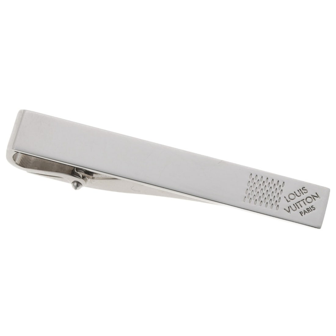 Louis Vuitton Damier Tie Clip/Tie Bar, M61976, Metal, Silver: --- Catalog ---Category: SizeSize (HxWxD): 10.00mm x 60.00mm x 10.00mm / 0.39'' x 2.36'' x 0.39''Category: DesignType: Tie pinColor: SilverGender: MenMaterial: MetalCategory: GeneralBrand: Louis Vuitt