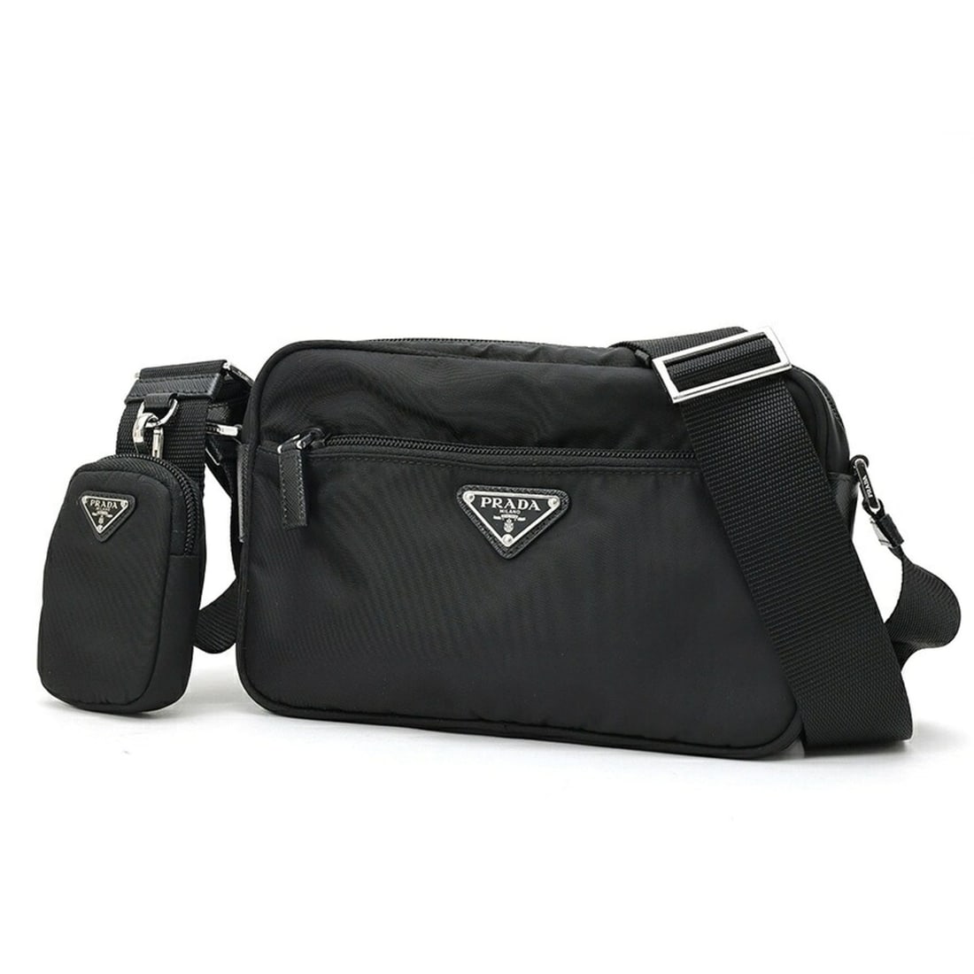 Prada PRADA Re-Nylon Shoulder Bag Camera 1BC167 Nylon Black: --- Catalog ---Category: SizeSize (HxWxD): 15cm x 23cm x 7cm / 5.9'' x 9.05'' x 2.75''Category: DesignType: Shoulder bagColor: BlackGender: Women,MenMaterial: Polyamide Category: GeneralBrand: PradaCo