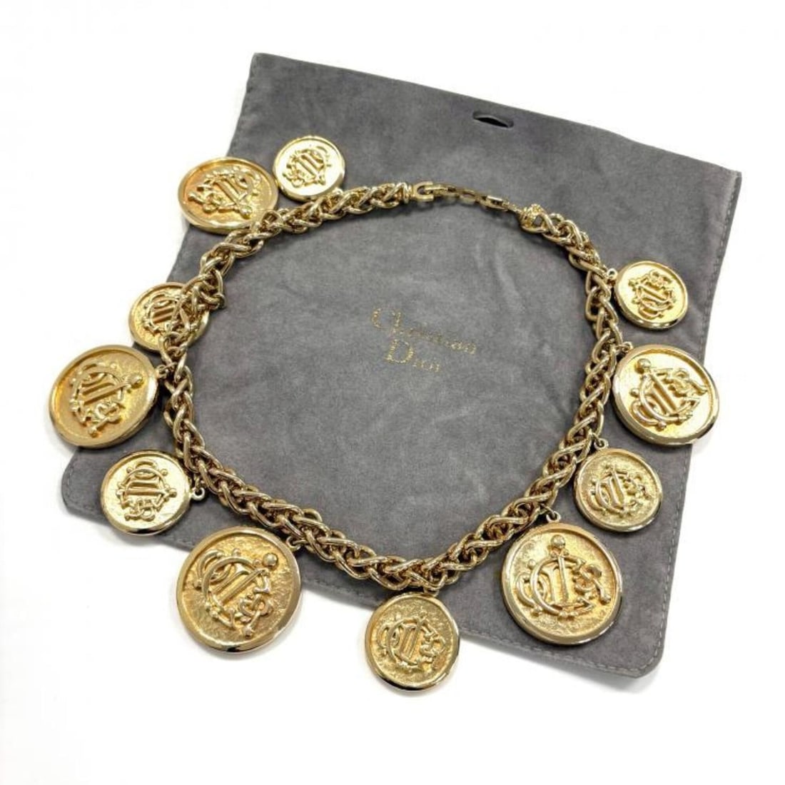 Christian Dior Logo Medallion Chain Necklace, Gold: --- Catalog ---Category: SizeNeck Circumference: 41.5 cm / 16.33''Category: DesignColor: GoldGender: WomenMaterial: Gold platingNecklace Type: NecklaceCategory: GeneralBrand: Christian Dior--- Item Li