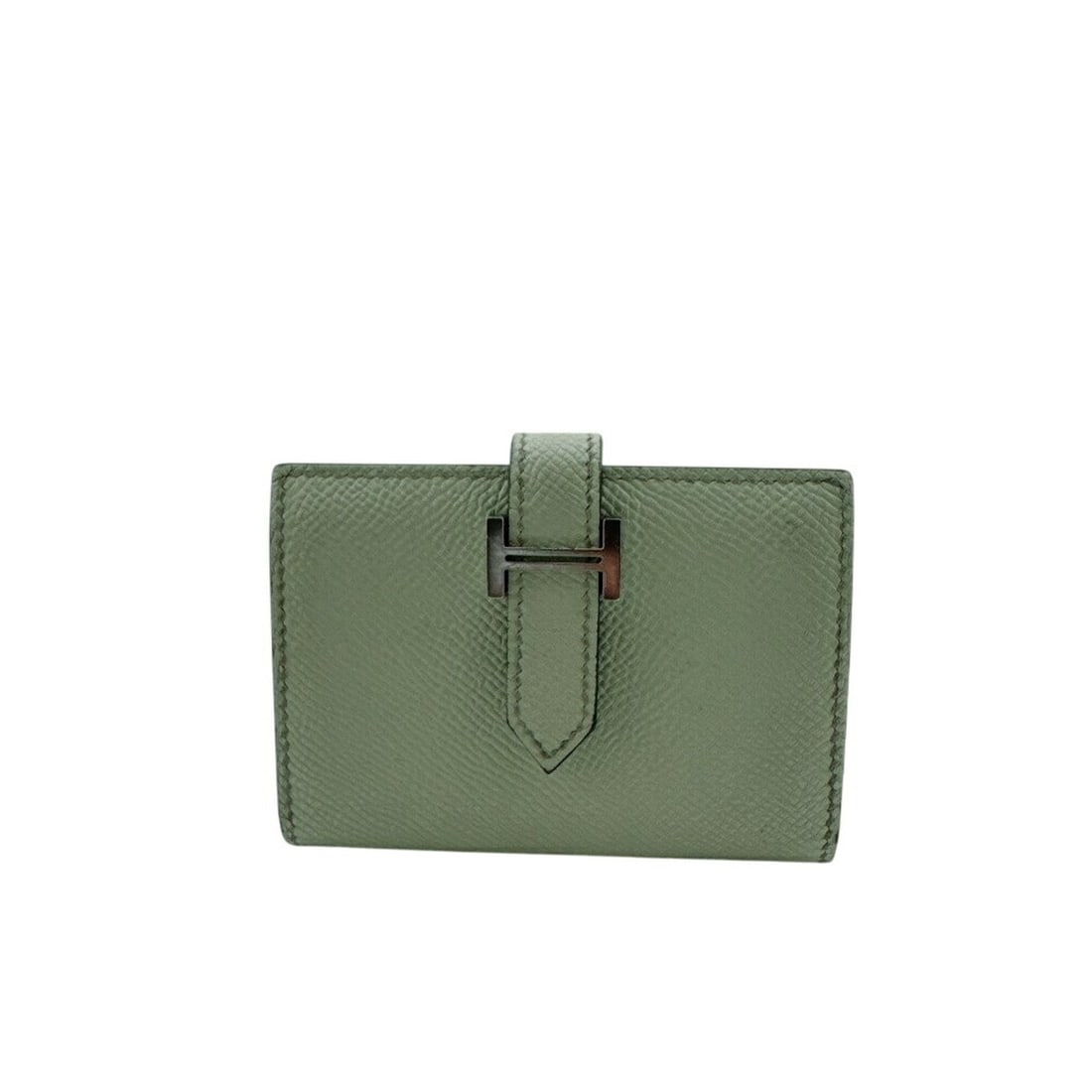 HERMES Bearn Mini Business Card Holder with H-shaped clasp, Coin Purse, White: --- Catalog ---Category: DesignType: Business card caseColor: Green, WhiteGender: Unisex,Women,MenMaterial: Leather Category: GeneralBrand: Hermes--- Item List ---Section: ConditionSmell: Tobacco Insi