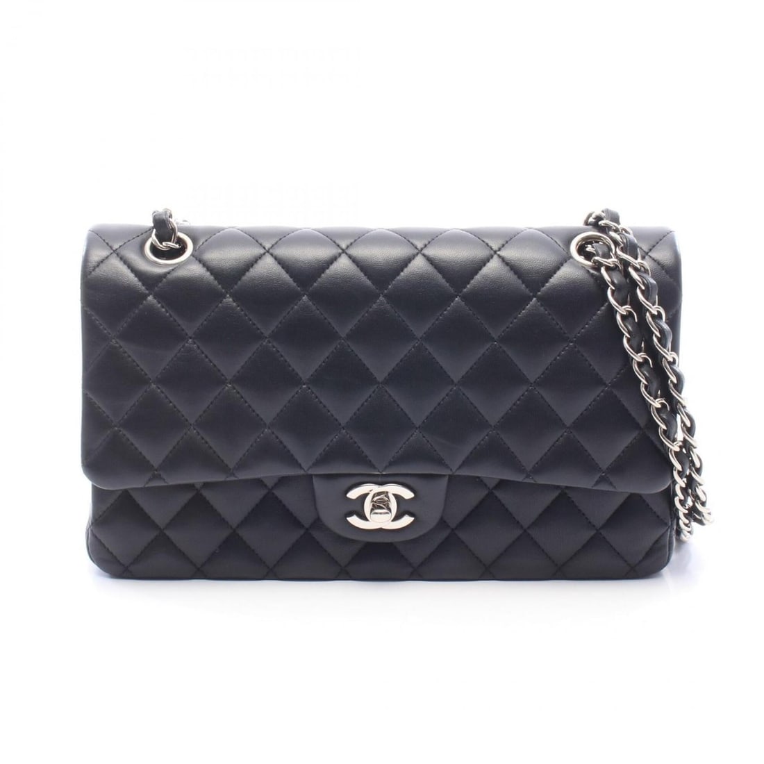 Chanel Matelassé Double Flap Shoulder Bag/Handbag, Lambskin Leather, Women's, Black (A01112): --- Catalog ---Category: SizeSize (HxWxD): 16cm x 25cm x 6.5cm / 6.29'' x 9.84'' x 2.55''Category: DesignType: Handbag, Shoulder bagColor: BlackGender: WomenMaterial: Leather Hardware Color: SilverLea