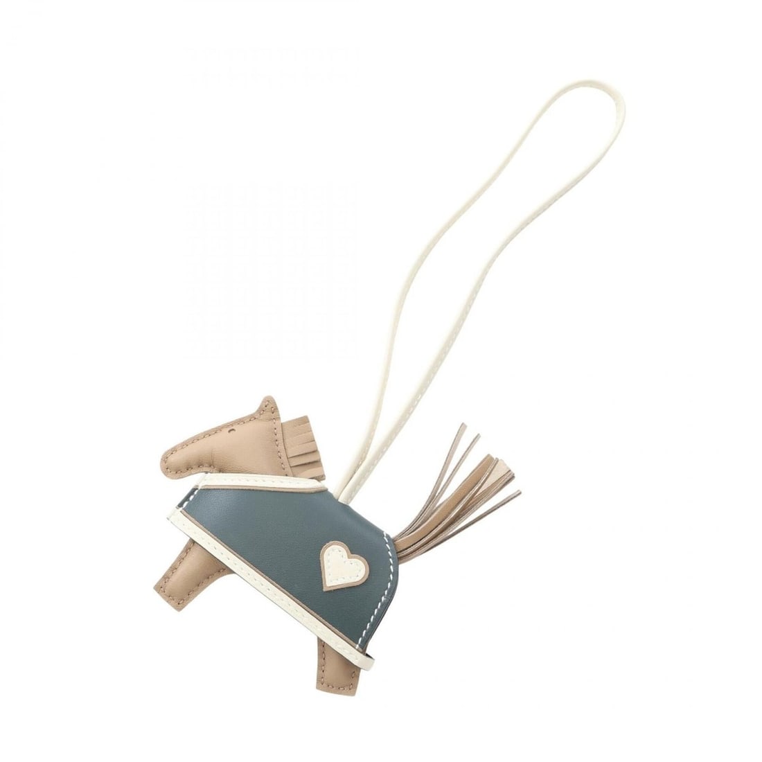 Hermes Rodeo PM Robeo Coeur Beige Malfa Clé Vert Mangrove Charm Accessory Agneau Milo Veau Swift: --- Catalog ---Category: DesignType: Handbag charmColor: Beige, Green, WhiteGender: WomenMaterial: Agneau MiloCategory: GeneralBrand: Hermes--- Item List ---Section: ConditionRanking: Rank A Used - A 