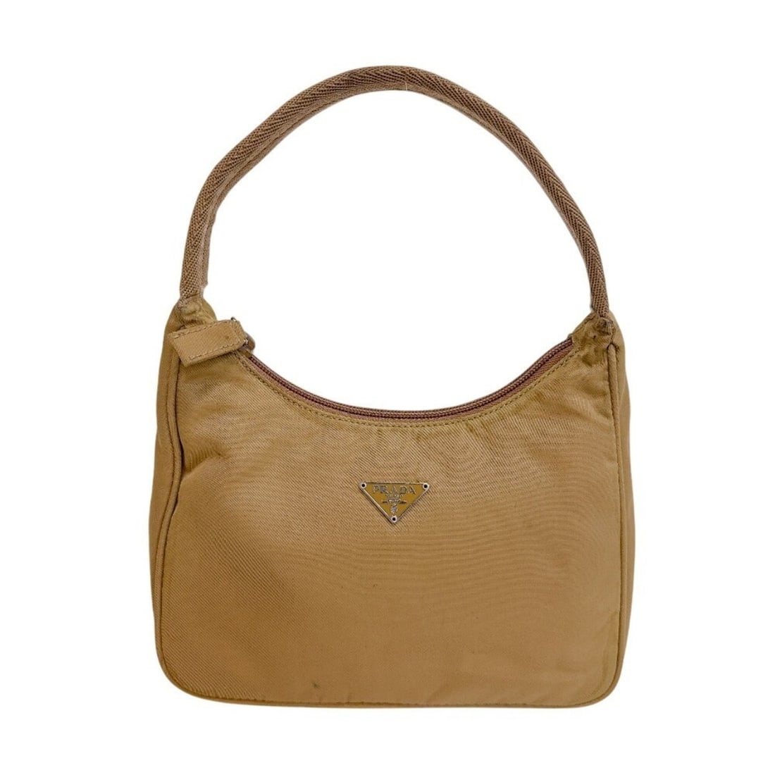 PRADA Triangle Nylon Pouch, Beige: --- Catalog ---Category: SizeSize (HxWxD): 13.5cm x 21cm x 6.5cm / 5.31'' x 8.26'' x 2.55''Handle Length: 12.5cm / 4.92''Category: DesignType: PouchColor: BeigeGender: WomenMaterial: Nylon Category: G