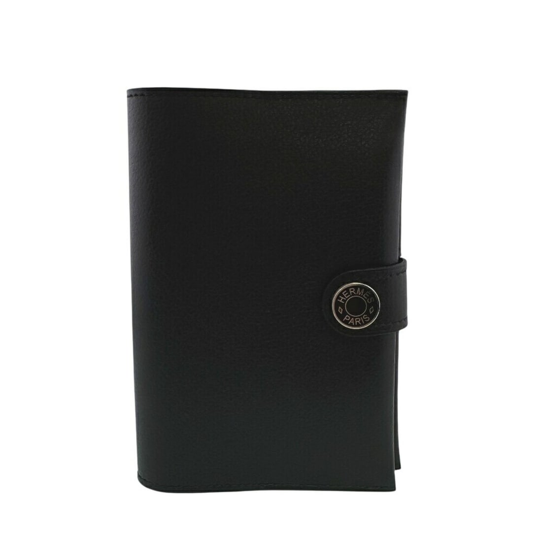 HERMES R.M.S Evergrain Passport Case, Black: --- Catalog ---Category: DesignType: Passport coverColor: BlackGender: MenMaterial: Leather Category: GeneralBrand: HermesCategory: Physical PropertiesSize (HxWxD): 13.3cm x 9cm / 5.23'' x 3.54''---