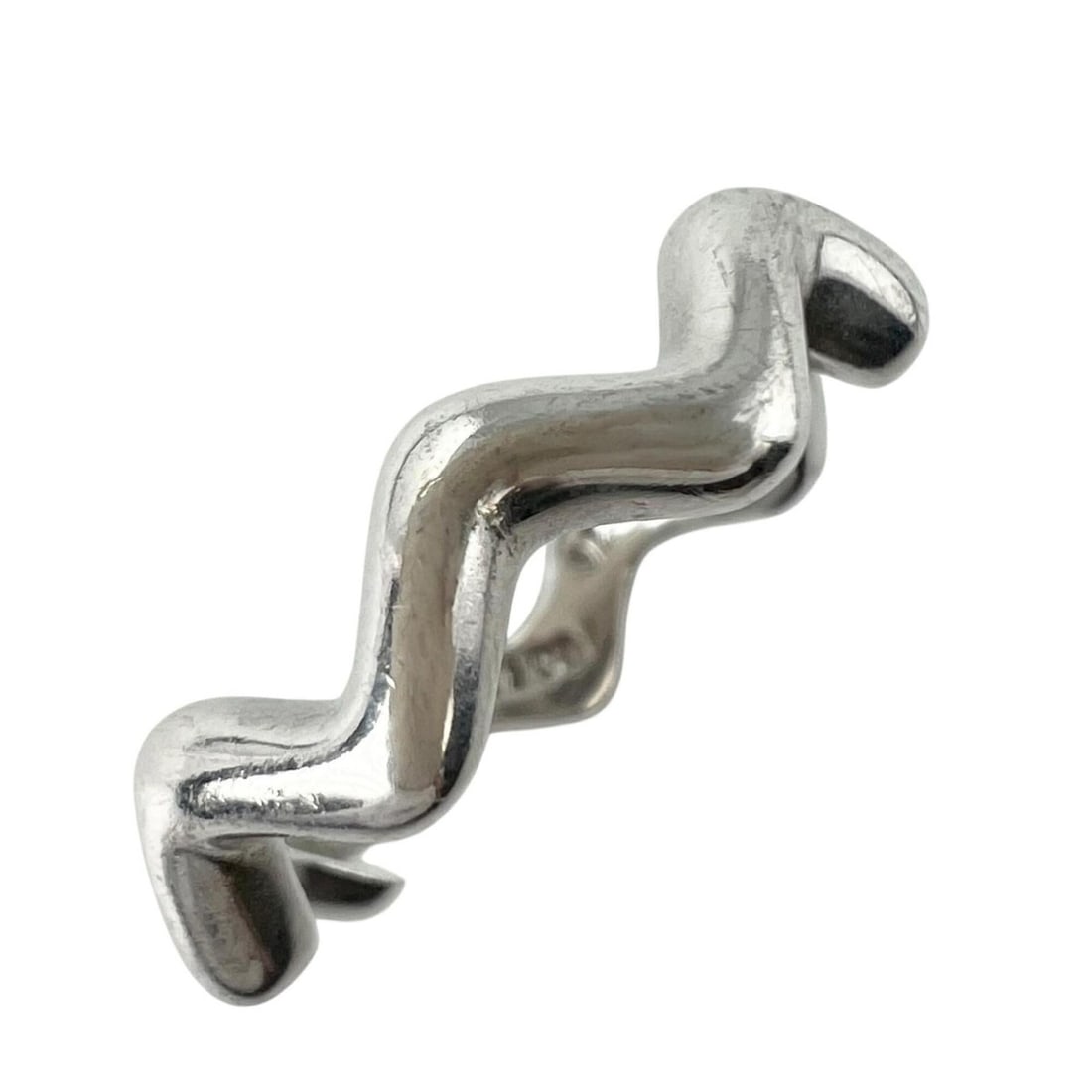 TIFFANY&Co. Tiffany Zigzag Wave Paloma Picasso Ring, SV925 Silver, Women's: --- Catalog ---Category: SizeJP Size: 12US Size: 6.5Category: DesignType: Band ringColor: SilverGender: WomenMaterial: Silver 925Category: GeneralBrand: Tiffany--- Item List ---Section: ConditionRanki