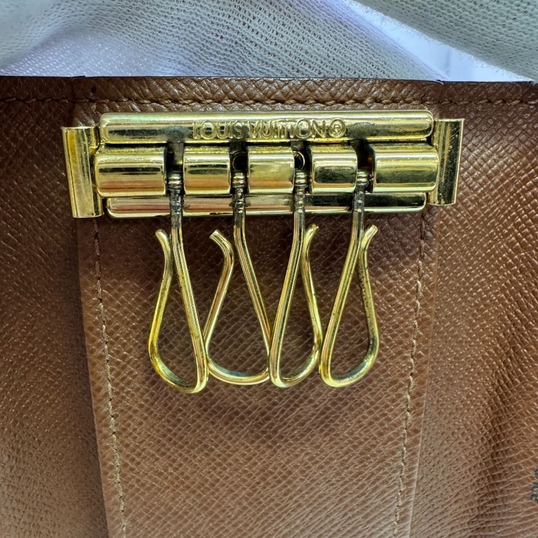 LOUIS VUITTON M69517 Multicles 4 Monogram Key Case Brown - 5