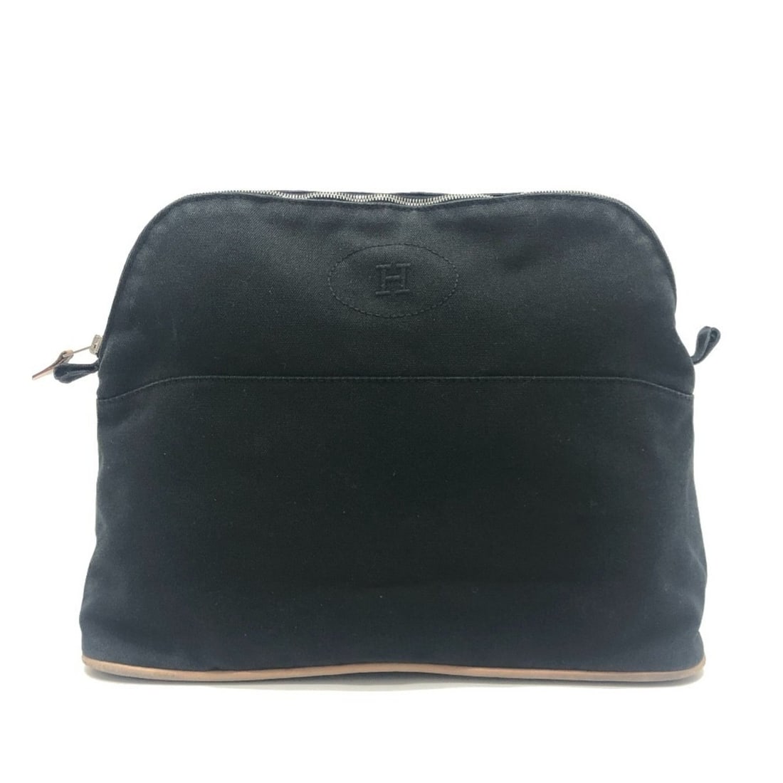 HERMES Bolide Pouch 31 GM - Small Item Case, Makeup Pouch, Cosmetic Multi-purpose Handbag, Cotton,: --- Catalog ---Category: SizeSize (HxWxD): 24cm x 30cm x 11.5cm / 9.44'' x 11.81'' x 4.52''Category: DesignType: PouchColor: BlackGender: WomenClosure: ZipperMaterial: Cotton Category: GeneralLine: