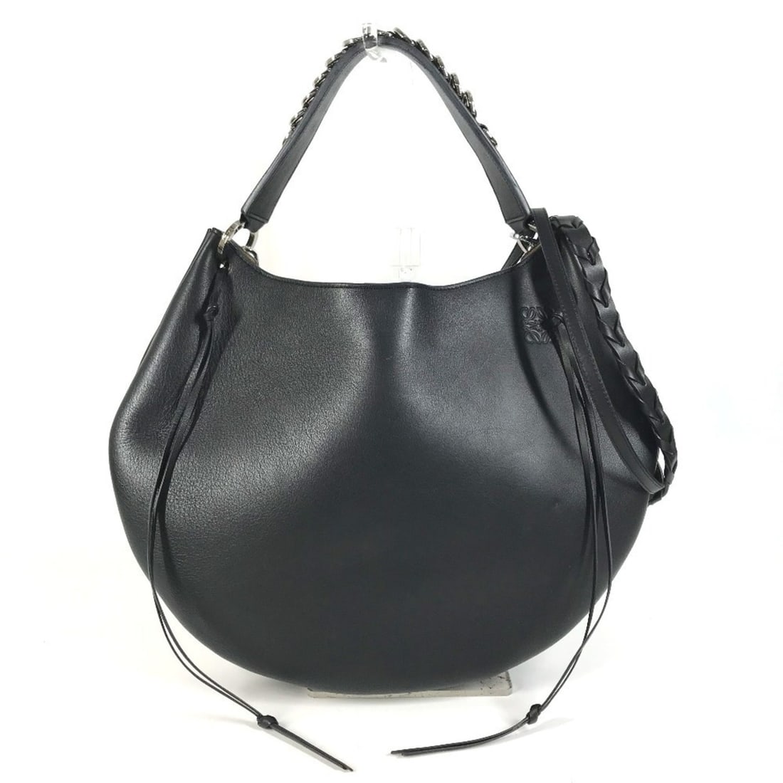 LOEWE 326.62.P66 Chain Fortune Hobo Bag, 2-Way Handbag/Shoulder Leather, Men's/Women's, Black: --- Catalog ---Category: SizeSize (HxWxD): 29cm x 30cm x 5cm / 11.41'' x 11.81'' x 1.96''Category: DesignType: Handbag, Shoulder bagColor: BlackGender: Men,Women,UnisexMaterial: Leather Hardware Color