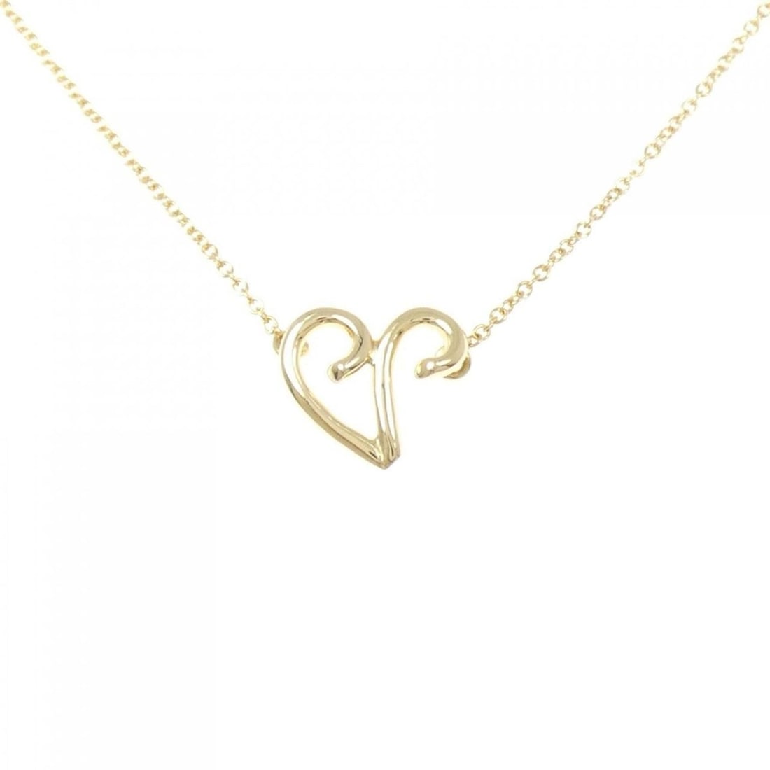 Tiffany & Co. 750YG Necklace: --- Catalog ---Category: SizePendant Size: 10.3mm x 12.3mm / 0.4'' x 0.48''Neck Circumference: 42 cm / 16.53''Category: DesignGender: WomenMaterial: Yellow gold (18K)Pendant Type: PendantNecklace