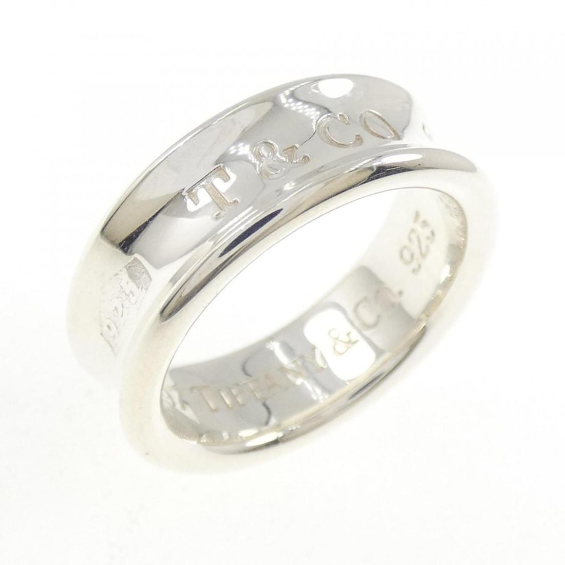 Tiffany 1837 Ring: --- Catalog ---Category: SizeJP Size: 13US Size: 6.5Category: DesignType: Band ringGender: WomenMaterial: Silver 925Category: GeneralMPN: 1837Brand: Tiffany--- Item List ---Section: ConditionRanking: