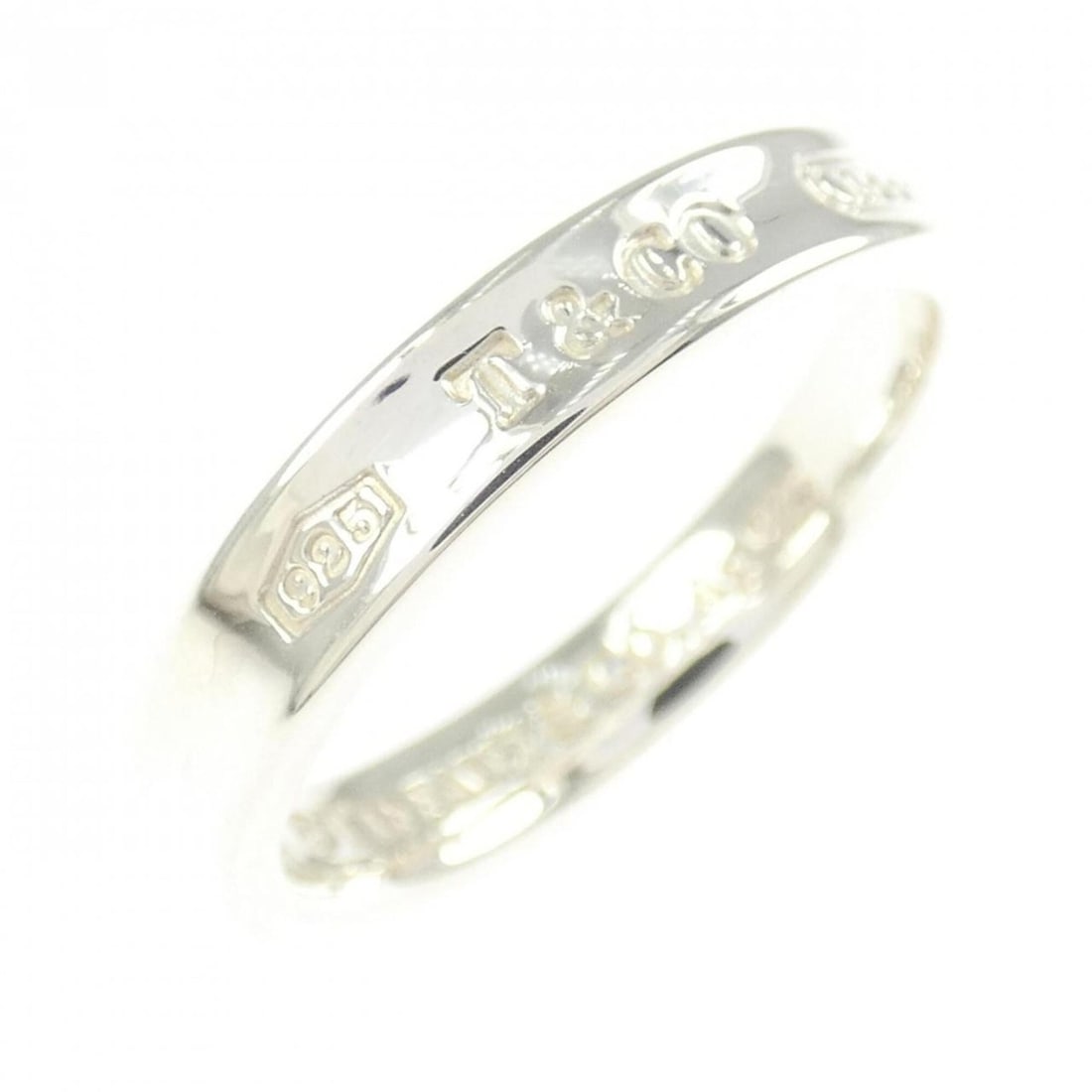 Tiffany & Co. 1837 Narrow Ring: --- Catalog ---Category: SizeJP Size: 19US Size: 9.5Category: DesignType: Band ringGender: WomenMaterial: Silver 925Category: GeneralMPN: 60126372Brand: Tiffany--- Item List ---Section: