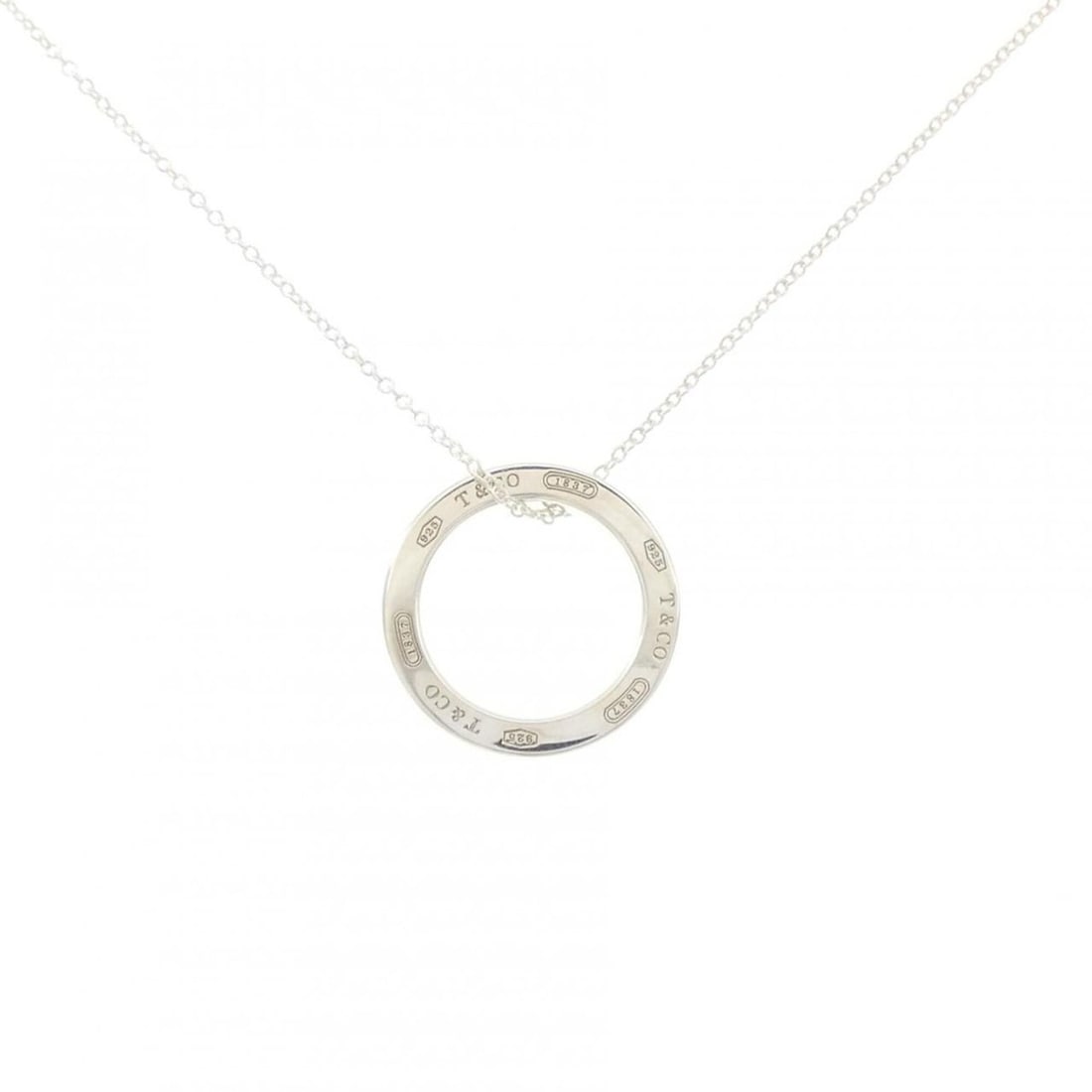 Tiffany & Co. 1837 Circle Medium Necklace: --- Catalog ---Category: SizePendant Size: 17.8mm / 0.7''Neck Circumference: 41 cm / 16.14''Category: DesignGender: WomenMaterial: Silver 925Necklace Type: NecklaceCategory: GeneralMPN: