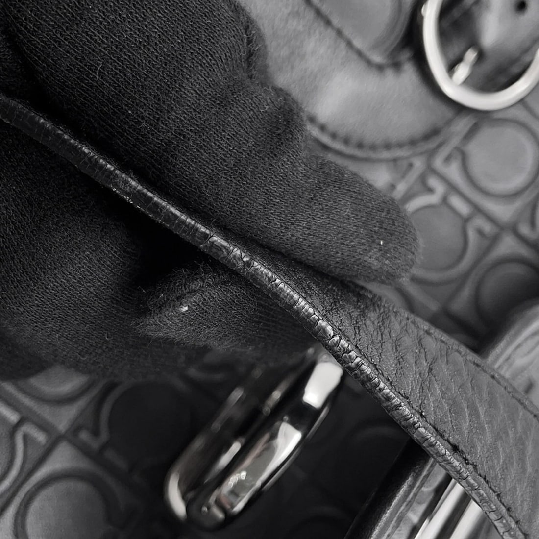 Prada handbag, black - 15