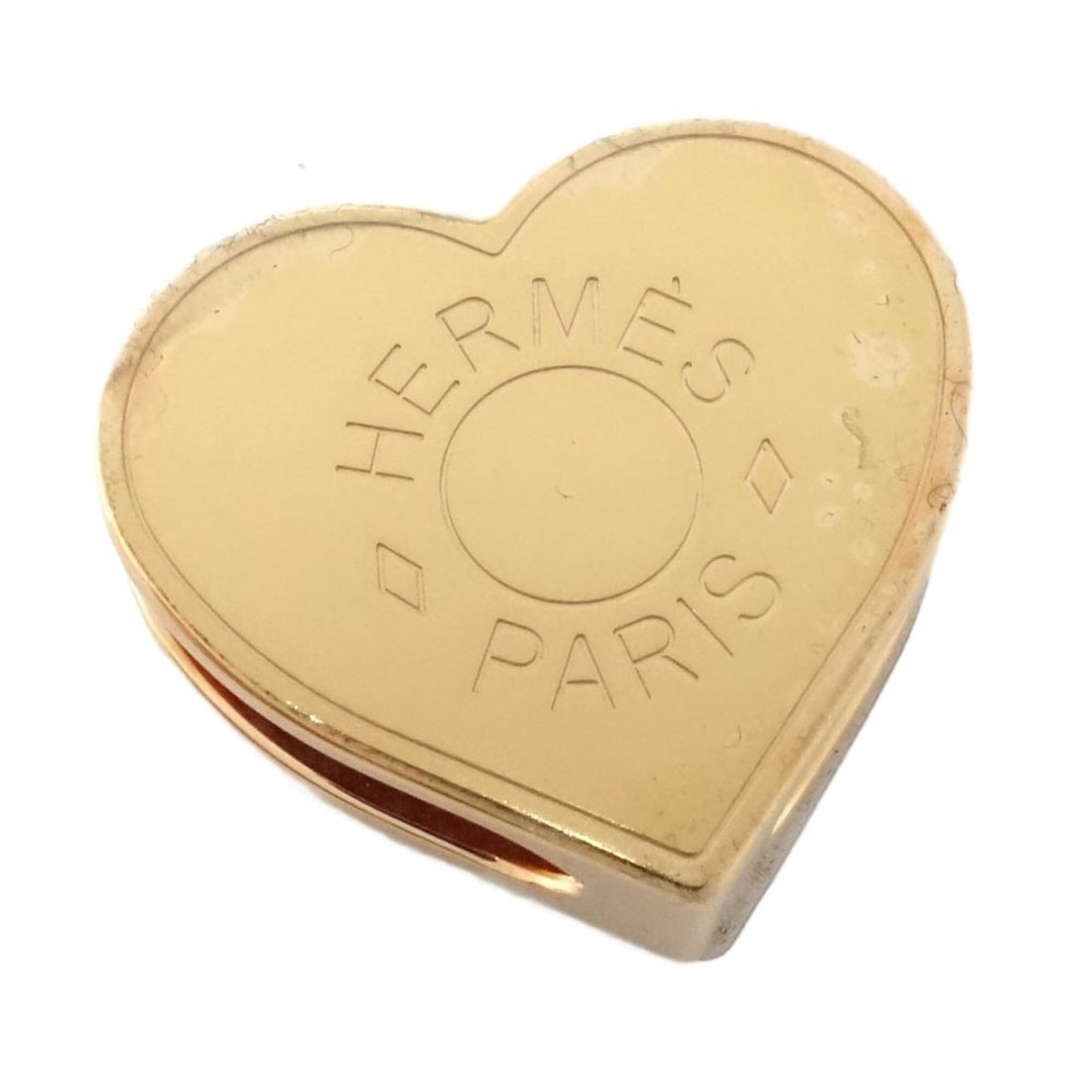 HERMES Hermes Scarf/Muffler Ring Mini Cool Heart GP (Gold Plated) Gold Women's 182326: --- Catalog ---Category: DesignType: Scarf ringColor: GoldGender: WomenMaterial: Metal Category: GeneralBrand: HermesCountry of Origin: FranceCategory: Physical PropertiesSize (HxWxD): 2cm x 2cm / 0.7