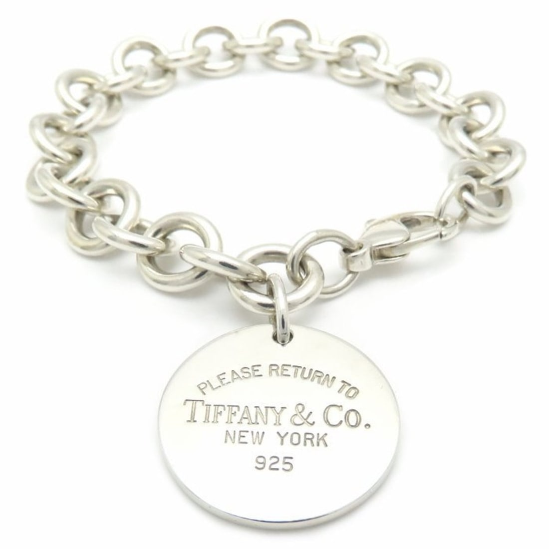 TIFFANY&Co. Tiffany & Co. Return to Round Tag Bracelet SV925 295875: --- Catalog ---Category: SizeLength: 17cm / 6.69''Category: DesignType: Charm braceletColor: SilverGender: WomenMaterial: Silver 925Category: GeneralBrand: Tiffany--- Item List ---Section: ConditionRa