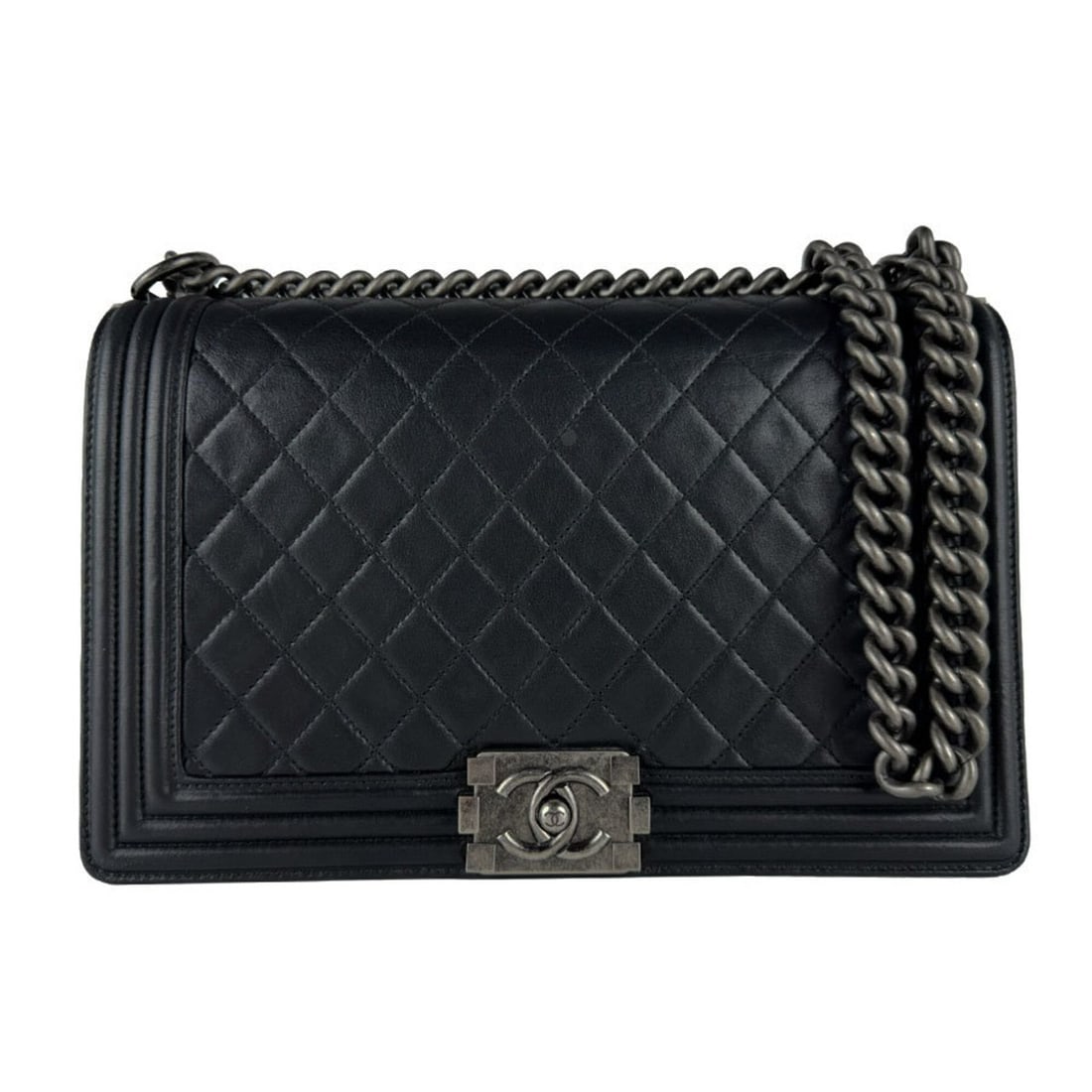 Chanel Boy Shoulder Bag, Leather, Black, Women's (z10843): --- Catalog ---Category: SizeSize (HxWxD): 20cm x 28cm x 8cm / 7.87'' x 11.02'' x 3.14''Category: DesignType: Shoulder bagColor: BlackGender: WomenMaterial: Leather Category: GeneralBrand: ChanelCount