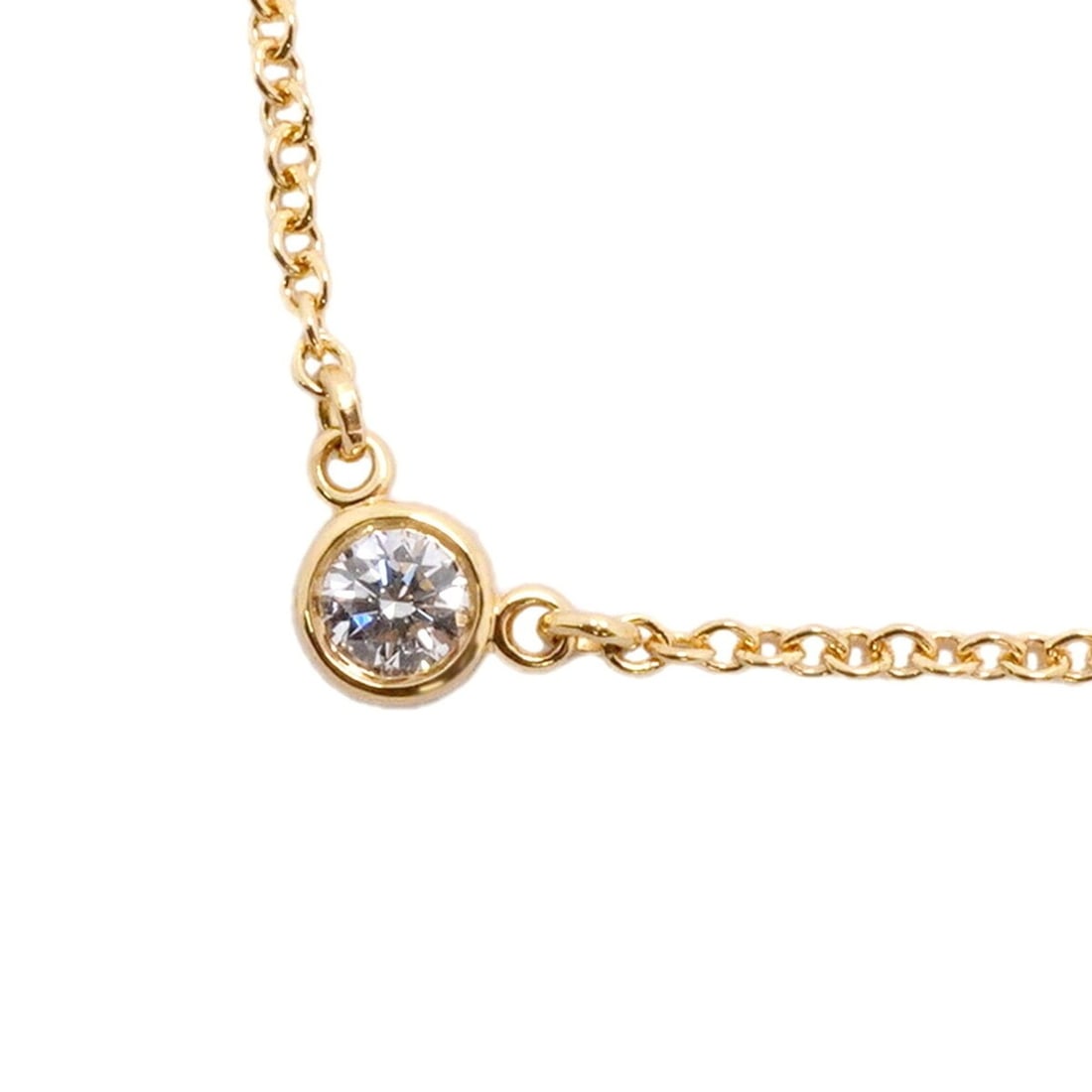 Tiffany & Co. By the Yard Necklace, 1PD (18K Yellow Gold) Diamond, Women's: --- Catalog ---Category: SizePendant Size: 3.6mm x 3.3mm / 0.14'' x 0.12''Neck Circumference: 40.5 cm / 15.94''Category: DesignStone: DiamondGender: WomenMaterial: Yellow gold (18K)Necklace Type: Neck