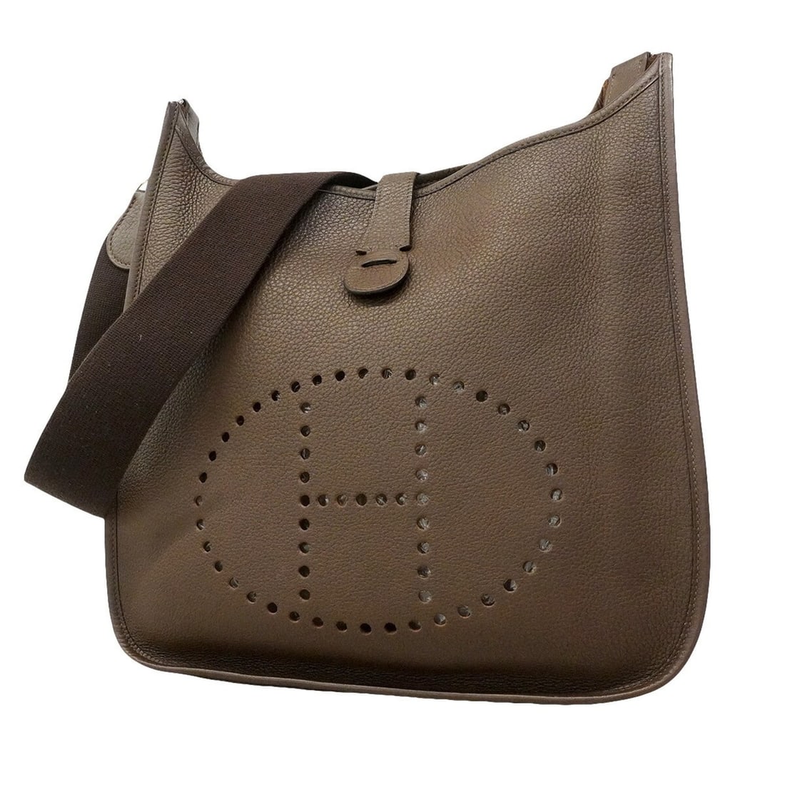 Hermes Evelyne 2GM Shoulder Bag, Taurillon Clemence Leather, Havana, ?K Stamp, Women's: --- Catalog ---Category: SizeSize (HxWxD): 31cm x 30.5cm x 9cm / 12.2'' x 12'' x 3.54''Category: DesignType: Shoulder bagColor: HavaneGender: WomenMaterial: Taurillon clemence leather Hardware Color: