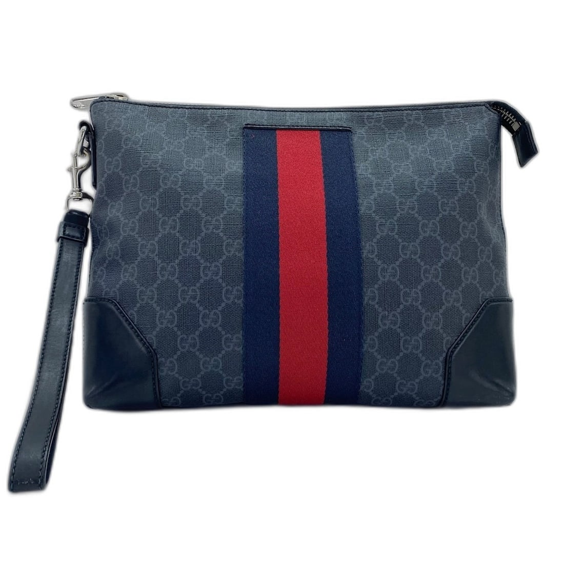 Gucci clutch bag, black: --- Catalog ---Category: SizeSize (HxWxD): 23cm x 31cm x 4cm / 9.05'' x 12.2'' x 1.57''Category: DesignType: Clutch bagColor: BlackGender: WomenCategory: GeneralBrand: Gucci--- Item List ---Section: C