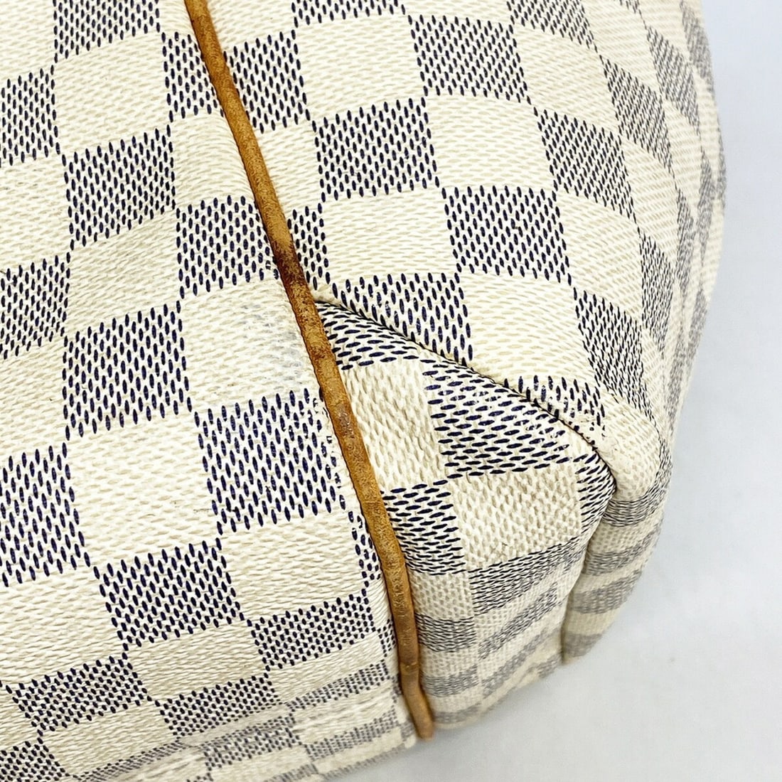Cartier Trinity Large Ring - 7