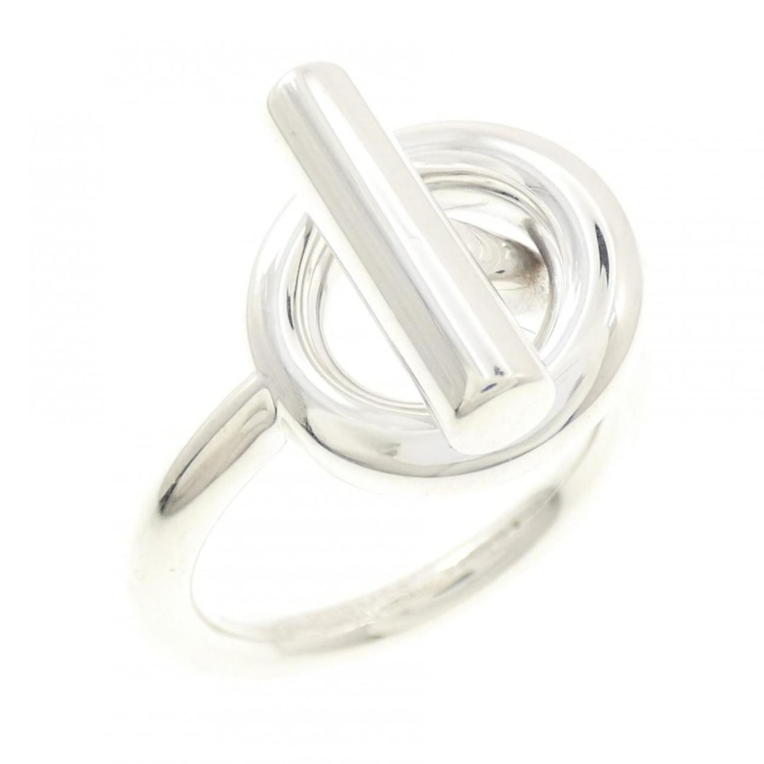 Hermes Hermès Echappé Ring: --- Catalog ---Category: SizeUS Size: 9Brand Size: 58Category: DesignType: Band ringGender: WomenMaterial: Silver 925Category: GeneralMPN: H103658BBrand: Hermes--- Item List ---Section: