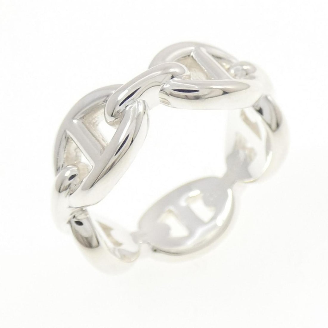 Hermes Hermès Chaine d'Ancre Enchainée Ring: --- Catalog ---Category: SizeUS Size: 5.5Brand Size: 50Category: DesignType: Band ringGender: WomenMaterial: Silver 925Category: GeneralMPN: H109507BBrand: Hermes--- Item List ---Section: