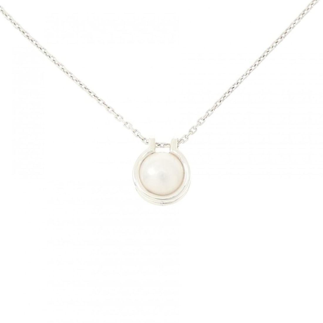 Tiffany HardWear Necklace: --- Catalog ---Category: SizePendant Size: 14.3mm x 11.6mm / 0.56'' x 0.45''Neck Circumference: 41 cm - 46 cm / 16.14'' - 18.11''Category: DesignColor: SilverGender: WomenMaterial: Silver 925Pendant