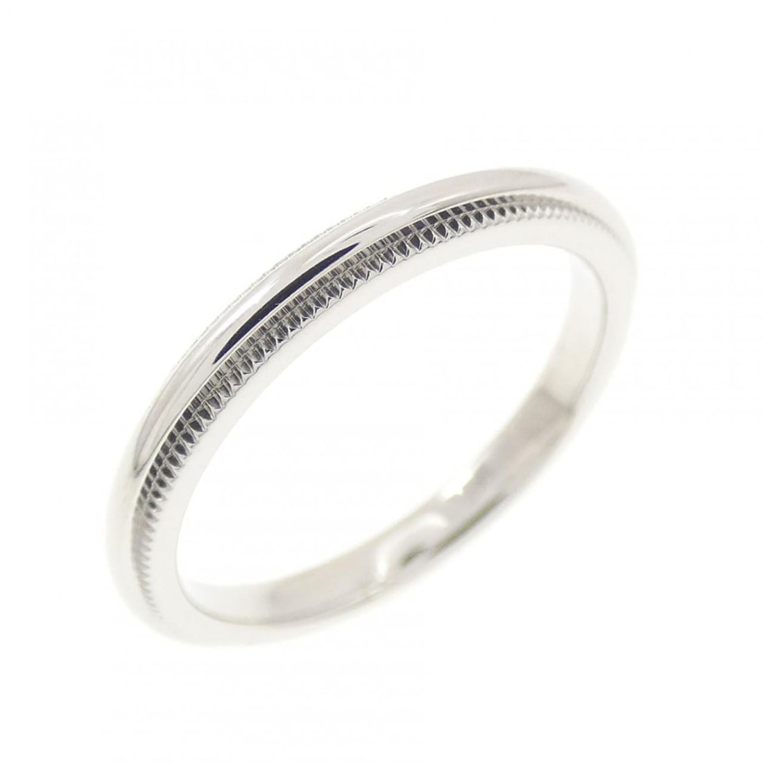 Tiffany & Co. Milgrain Ring: --- Catalog ---Category: SizeJP Size: 6.5US Size: 3.5Category: DesignType: Band ringColor: SilverGender: WomenMaterial: Platinum 950Category: GeneralBrand: Tiffany--- Item List ---Section: